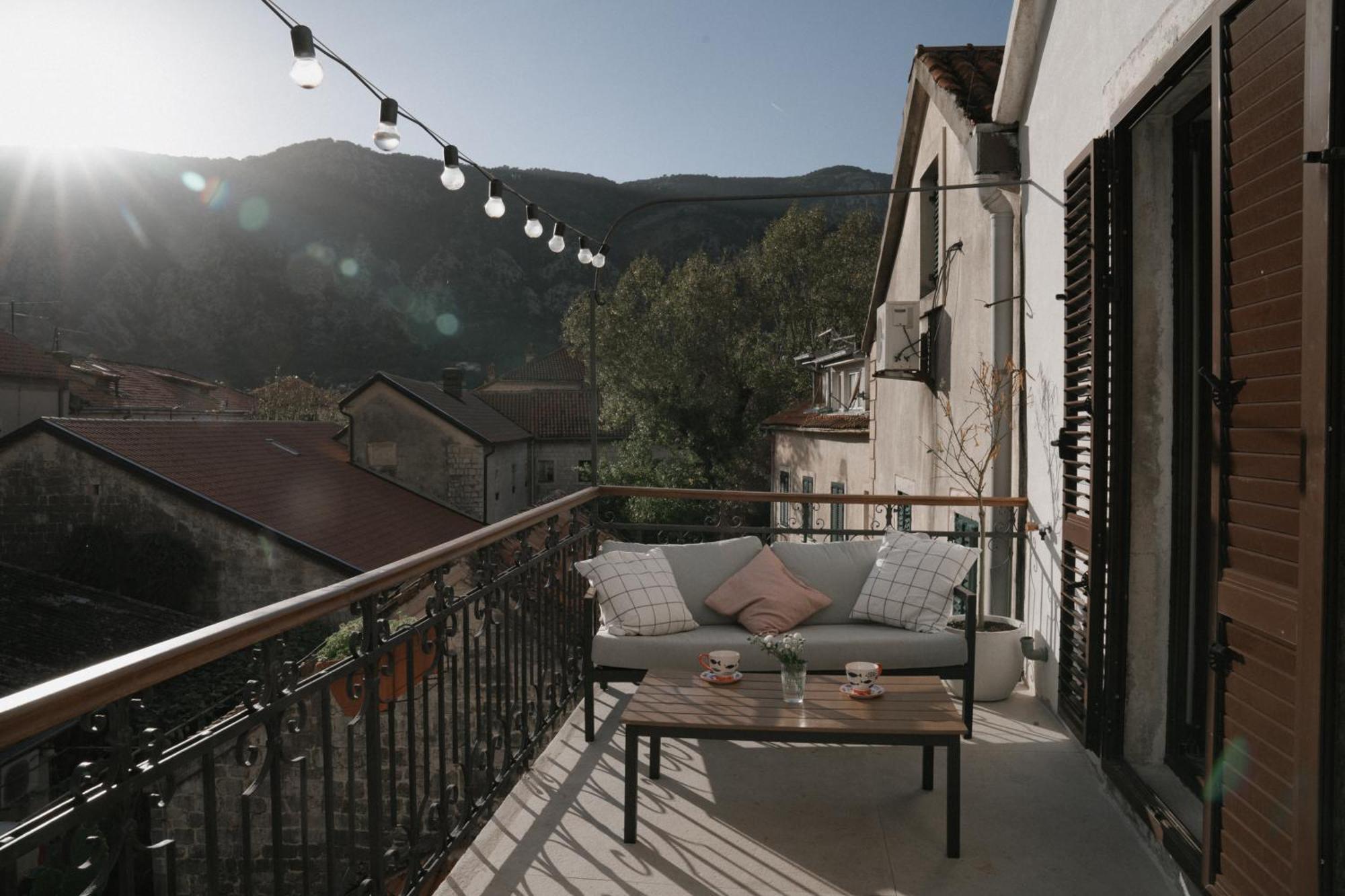 Nest 382 Apartment Kotor Exterior photo