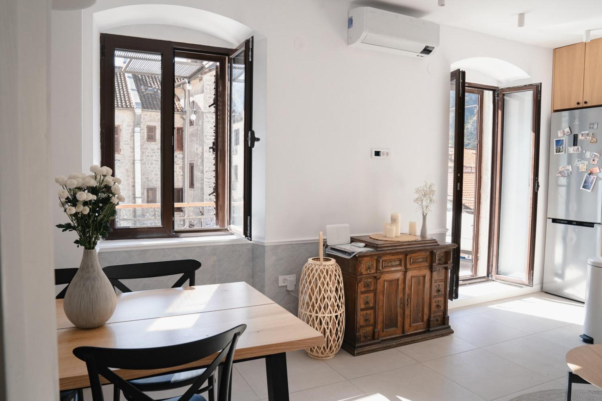 Nest 382 Apartment Kotor Exterior photo